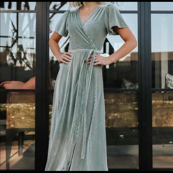 Baltic Born Dresses & Skirts - Baltic Born Andi Ribbed Velvet Wrap Dress {Dusty Sage} size M